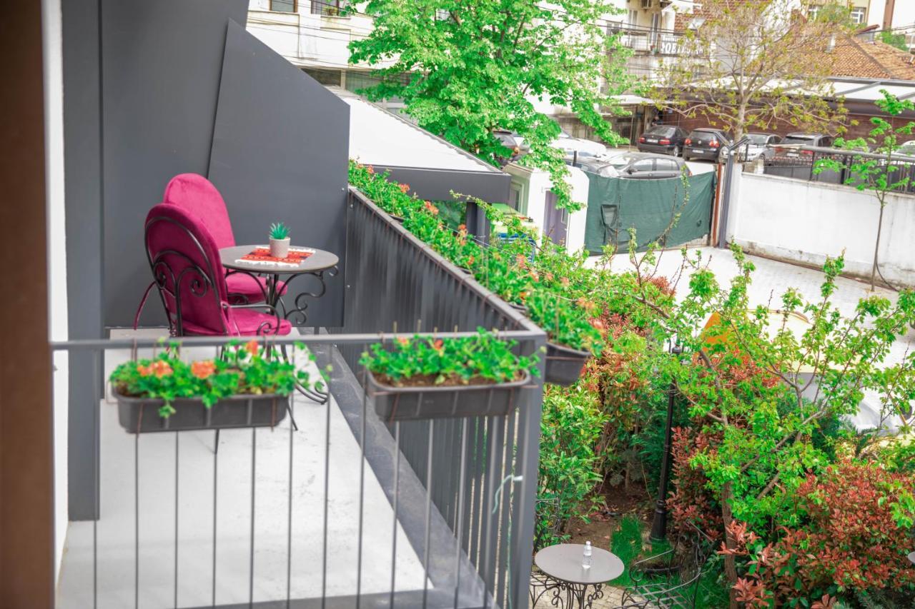 Etnomania Boutique Hotel Priștina Exterior foto